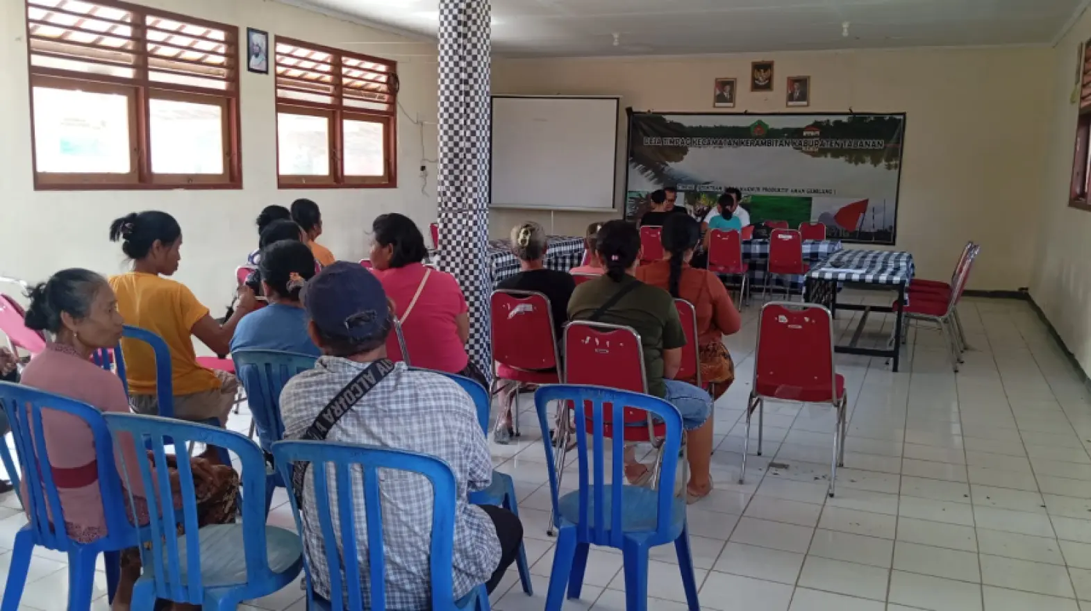 Tingkatkan Ketepatan Sasaran Bantuan, Desa Timpag Laksanakan Pendataan Perlindungan Sosial "PERLINSOS" Siklus 1